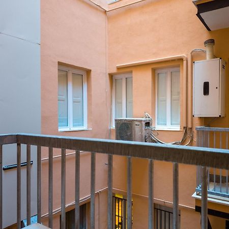 The Best Rent - Three-Room Apartment Near The Colosseum Рим Экстерьер фото