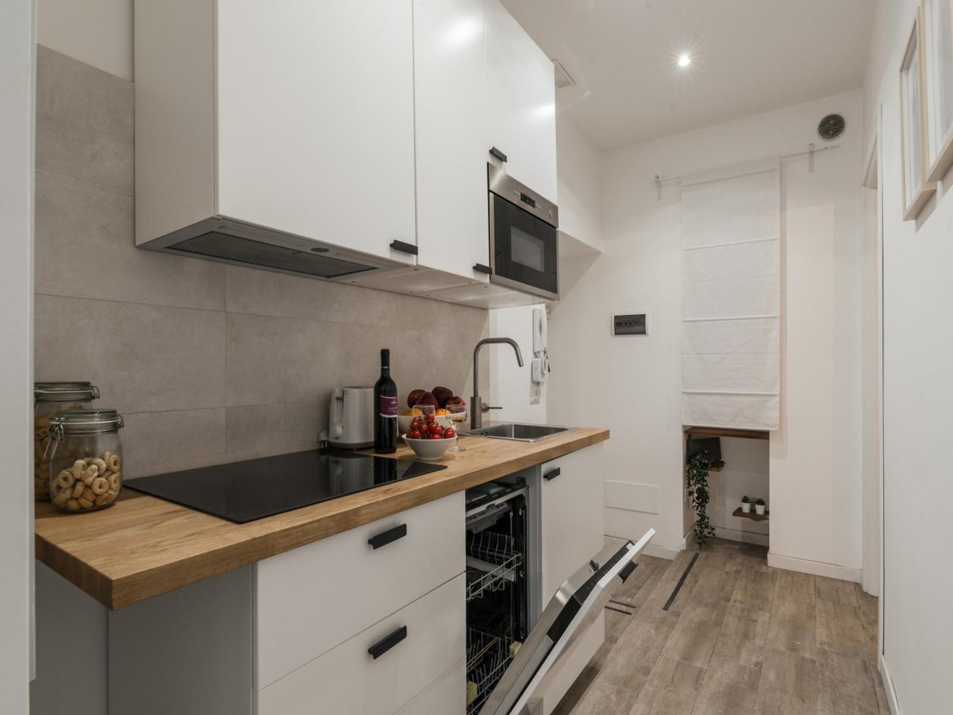 The Best Rent - Three-Room Apartment Near The Colosseum Рим Экстерьер фото